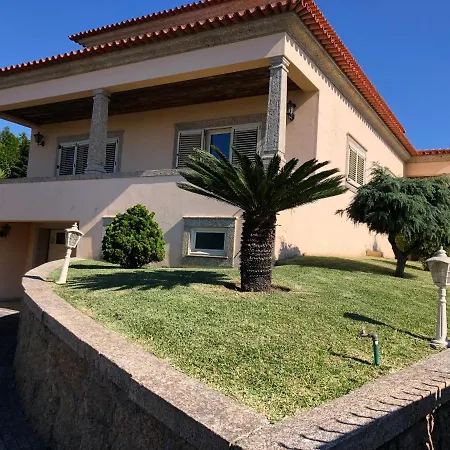 Affittacamere Detached Guest House In Luxury Villa With Pool Ribeirão